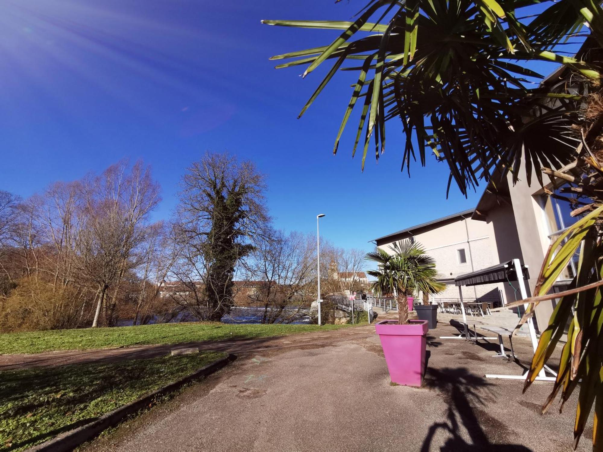 Magnifique Duplex Neuf Parking Et Terrasse Apartment Dole Bagian luar foto