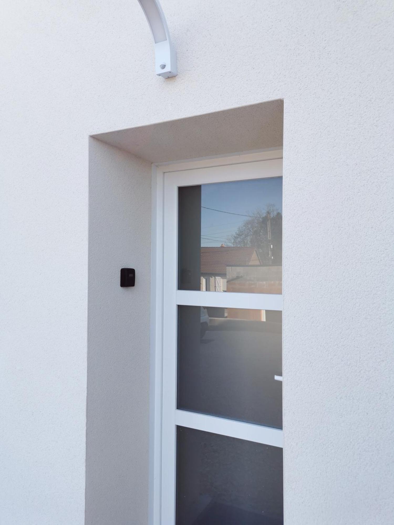 Magnifique Duplex Neuf Parking Et Terrasse Apartment Dole Bagian luar foto